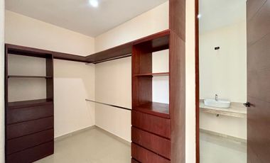 CASA MONICA EN VENTA EN DZITYA