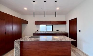 CASA LÚA EN VENTA EN ZONA NORTE