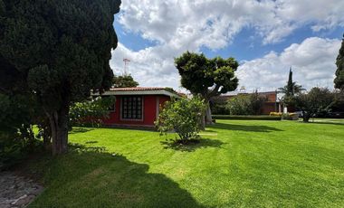 Terreno en venta de 3,952m2 a unos pasos de Camino Real a Cholula