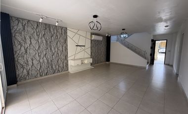 Alquiler o Venta Casa en Villa Tívoli, Brisas del Golf