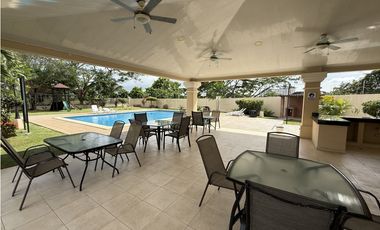 Alquiler o Venta Casa en Villa Tívoli, Brisas del Golf