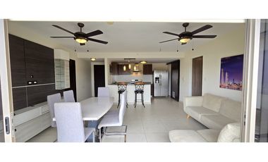 Apartamento Amoblado con Vista al Canal, Panamá Pacífico