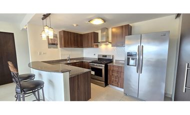 Apartamento Amoblado con Vista al Canal, Panamá Pacífico