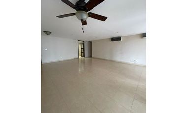 Se vende apartamento en Costa del Este