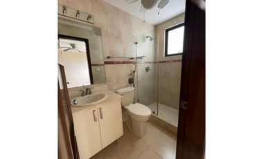 Se vende apartamento en Costa del Este