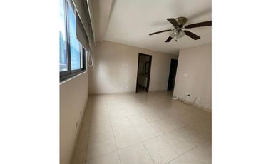 Se vende apartamento en Costa del Este