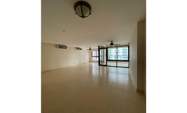 Se vende apartamento en Costa del Este