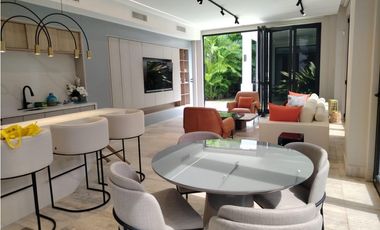 Se Vende Casa en Velamar, Buenaventura (Frente Al Mar)