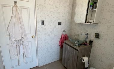 Casa con espectacular vista de 4 dormitorios