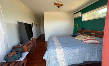 Casa con espectacular vista de 4 dormitorios