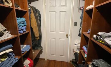 Casa con espectacular vista de 4 dormitorios