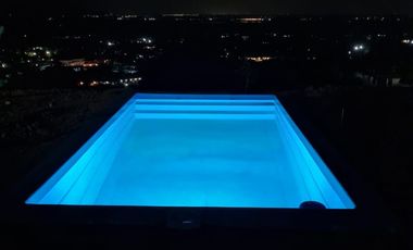 Casa con espectacular vista de 4 dormitorios