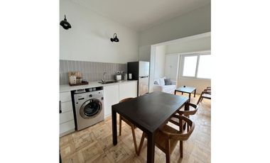 Alquiler 24 meses, 2 amb frente al mar, cochera fija.