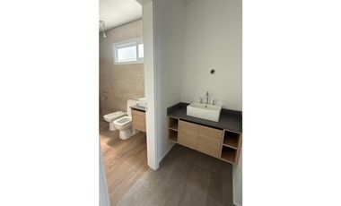 INKASA INMOBILIARIA - ALQUILA CASA A ESTRENAR EN BARRIO PRIVADO