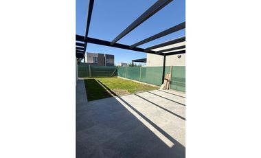 INKASA INMOBILIARIA - ALQUILA CASA A ESTRENAR EN BARRIO PRIVADO
