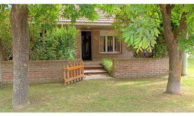 CHALET EN ALQUILER TEMPORARIO 5 PERSONAS A 3 CUADRAS DEL MAR