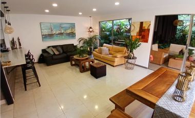 Casa en Venta y Arriendo Atravesado Envigado