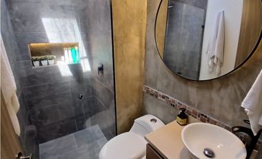 Casa en Venta y Arriendo Atravesado Envigado