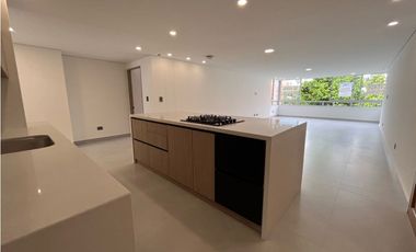 APARTAMENTO EN VENTA EN LAURELES RECIÉN REMODELADO