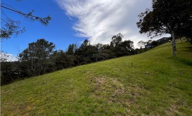 LOTE INDEPENDIENTE EN VENTA EN ENVIGADO ALTO DE LAS PALMAS