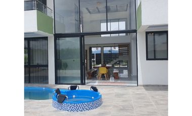 RENTA CASA CAMPESTRE EN PARCELACIÓN CERRITOS PEREIRA