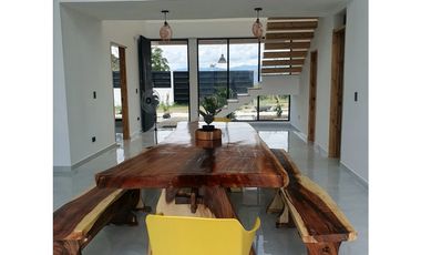 RENTA CASA CAMPESTRE EN PARCELACIÓN CERRITOS PEREIRA