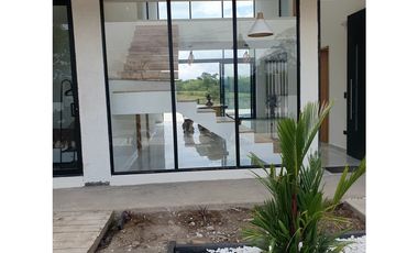RENTA CASA CAMPESTRE EN PARCELACIÓN CERRITOS PEREIRA