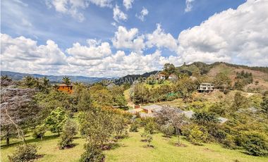 ARRIENDO DE FINCA EN PARCELA EL RETIRO