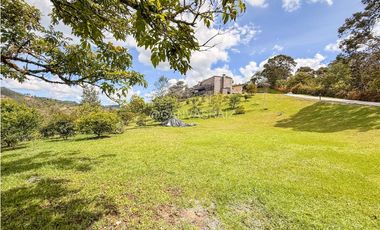 ARRIENDO DE FINCA EN PARCELA EL RETIRO