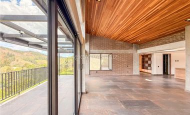 ARRIENDO DE FINCA EN PARCELA EL RETIRO