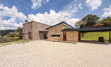 ARRIENDO DE FINCA EN PARCELA EL RETIRO