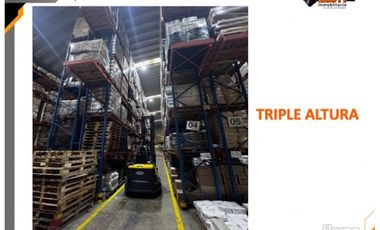 ARRIENDO BODEGA 1.223 M2  PARQUE IND. SIBERIA