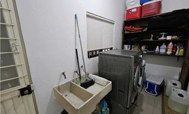 Casa de 3 Recámaras con Cuarto de Servicio y Terraza cumbres