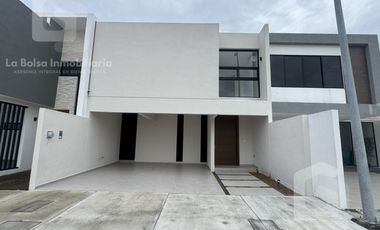 Casa en Venta en Lomas del Dorado, Boca del Rio, Veracruz.