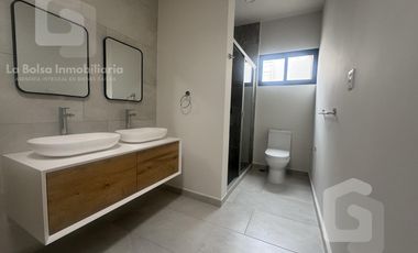 Casa en Venta en Lomas del Dorado, Boca del Rio, Veracruz.