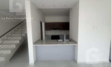 Casa en Venta en Lomas del Dorado, Boca del Rio, Veracruz.