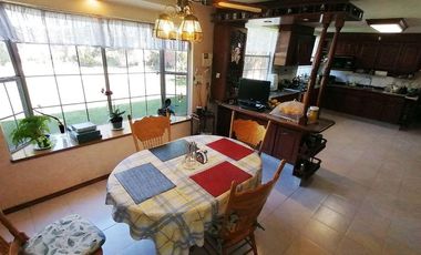 Casa en venta en Fracc. Santa Cruz Guadalupe, Zavaleta con 500m2 de jardín