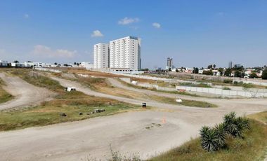 Terreno en venta sobre Lateral de Periférico