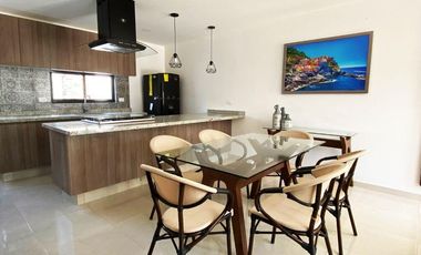 Casa en venta en Parque Real, Cuautlancingo de 2 niveles