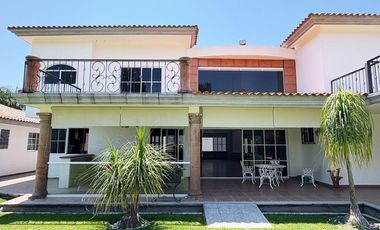 Casa en Venta en Atlixco, con más de 1,000m2 de Terreno