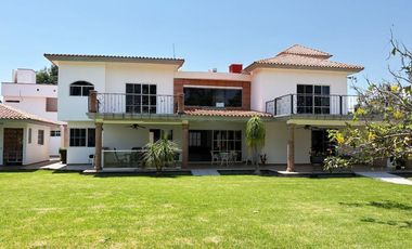 Casa en Venta en Atlixco, con más de 1,000m2 de Terreno