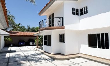 Casa en Venta en Atlixco, con más de 1,000m2 de Terreno