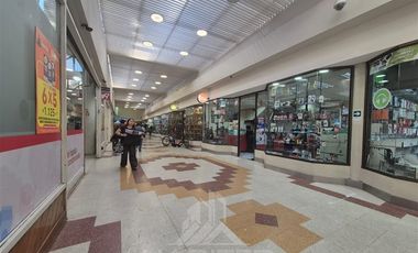 Local Comercial en Venta en Galeria Ñielol