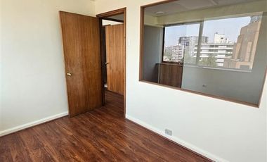 Oficina en Arriendo en 11 de septiembre 2155