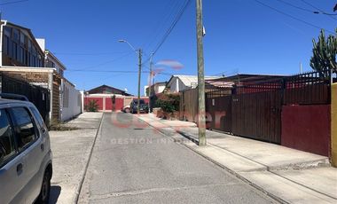 Casa en Arriendo en Av. Canal Beagle