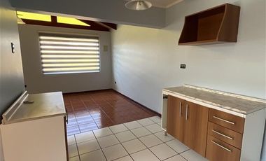 Casa en Arriendo en Av. Canal Beagle