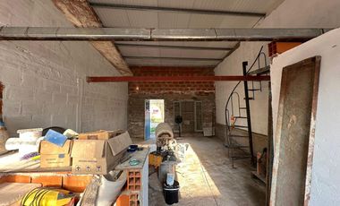 Gran lote con construcciones en Santo Tome