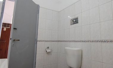 VENTA CASA 3 AMBIENTES TAPIALES PILETA LOCAL