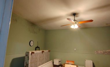 VENTA CASA 3 AMBIENTES TAPIALES PILETA LOCAL