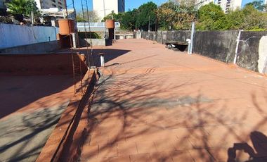 VENTA CASA 3 AMBIENTES TAPIALES PILETA LOCAL